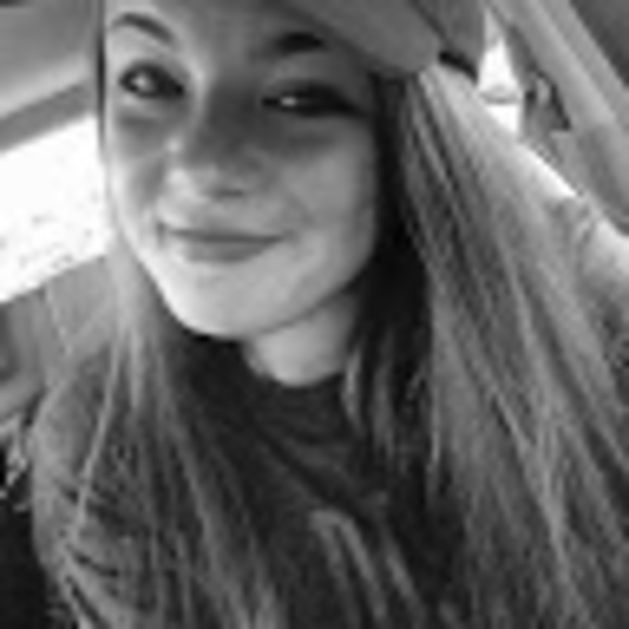 Meet your Posher, Clare - Picture 1 of 1